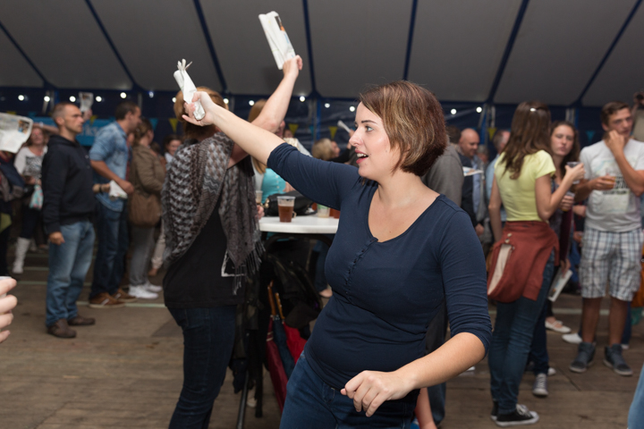 Vlaanderen Zingt 2014 - Sfeerbeelden @ Merksem, picture 32, photographed by Guy Danneels - FrontView Magazine