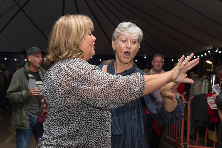 Vlaanderen Zingt 2014 - Sfeerbeelden @ Merksem, picture 37, photographed by Guy Danneels - FrontView Magazine
