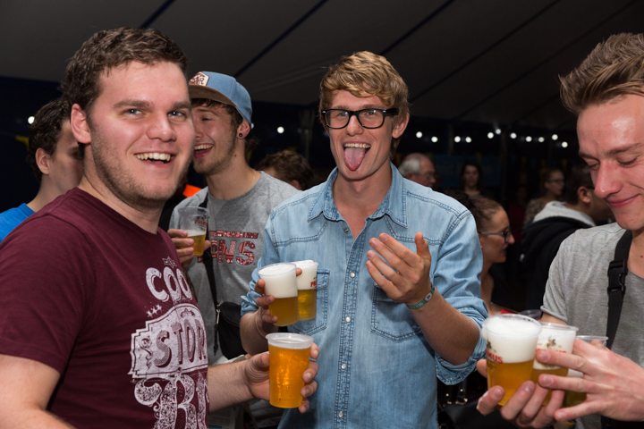 Vlaanderen Zingt 2014 - Sfeerbeelden @ Merksem, picture 51, photographed by Guy Danneels - FrontView Magazine