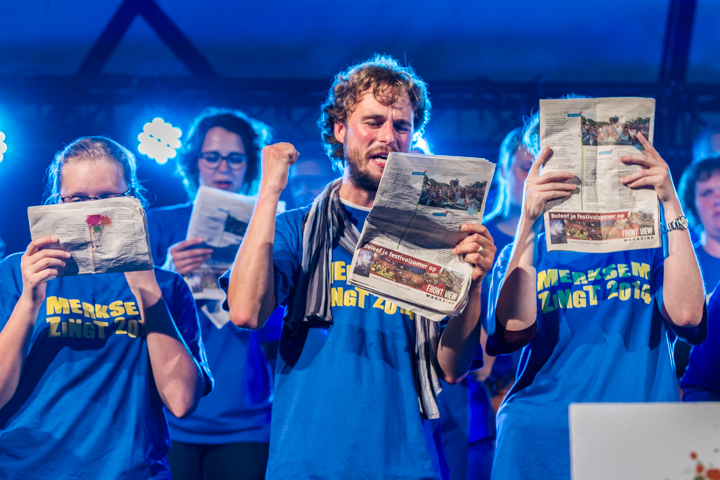Vlaanderen Zingt 2014 - Sfeerbeelden @ Merksem, picture 52, photographed by Guy Danneels - FrontView Magazine