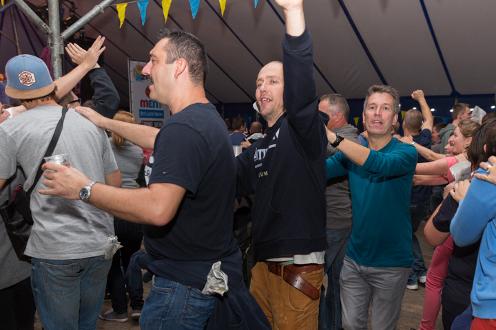Vlaanderen Zingt 2014 - Sfeerbeelden @ Merksem, picture 85, photographed by Guy Danneels - FrontView Magazine
