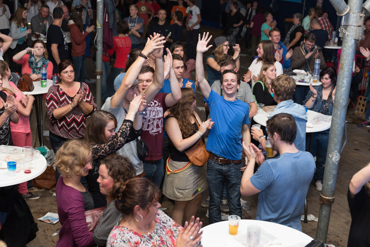 Vlaanderen Zingt 2014 - Sfeerbeelden @ Merksem, picture 101, photographed by Guy Danneels - FrontView Magazine