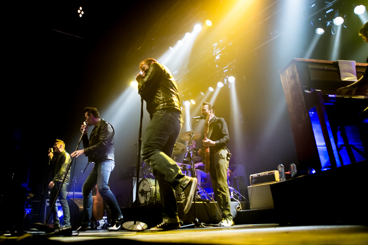 The Baseballs @ 013, picture 10, photographed by Dorien Goetschalckx - FrontView Magazine