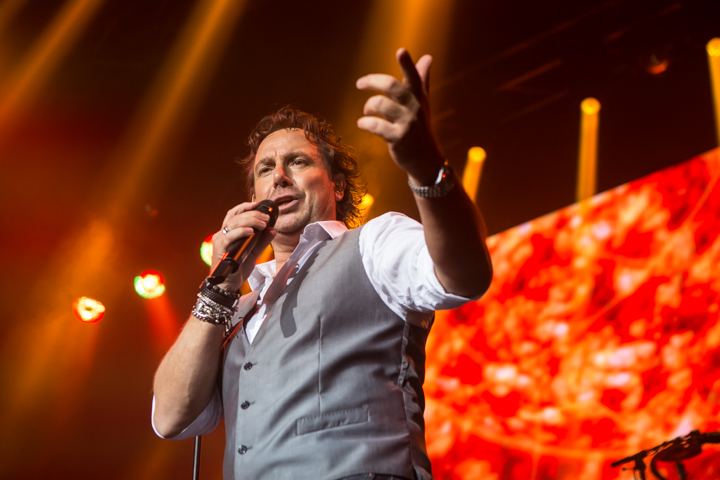 Marco Borsato @ 013, picture 10, photographed by Dorien Goetschalckx - FrontView Magazine
