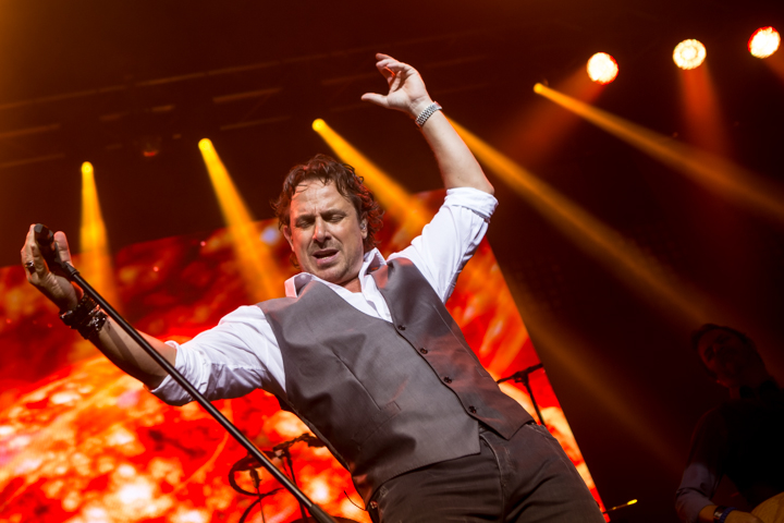 Marco Borsato @ 013, picture 12, photographed by Dorien Goetschalckx - FrontView Magazine