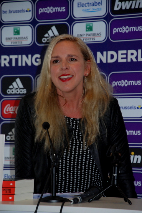 Boekvoorstelling Jan Mulder @ trainingscentrum Anderlecht, picture 11, photographed by Peter Minnebo - FrontView Magazine