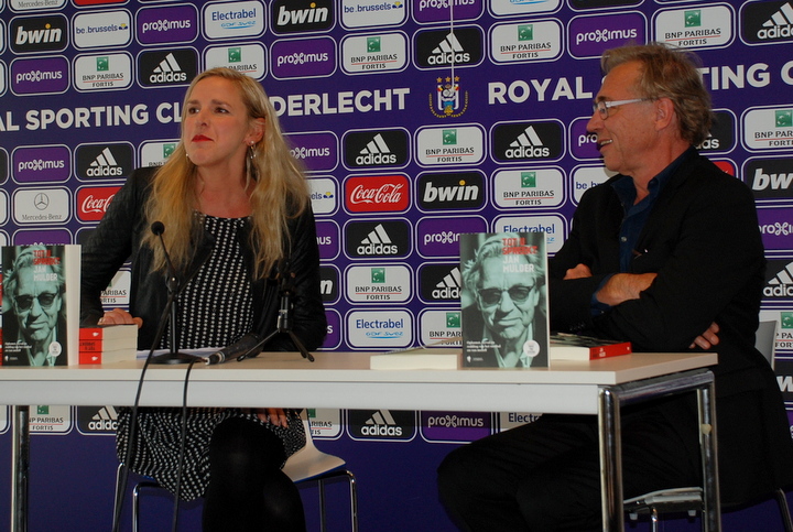 Boekvoorstelling Jan Mulder @ trainingscentrum Anderlecht, picture 12, photographed by Peter Minnebo - FrontView Magazine