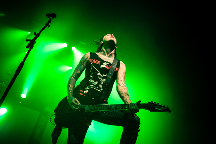 Asking Alexandria @ AB, picture 11, photographed by Dorien Goetschalckx - FrontView Magazine