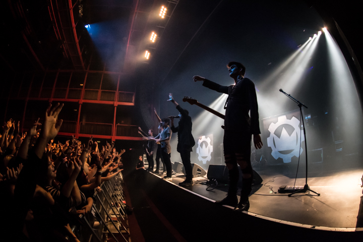 Crown The Empire @ AB, picture 11, photographed by Dorien Goetschalckx - FrontView Magazine