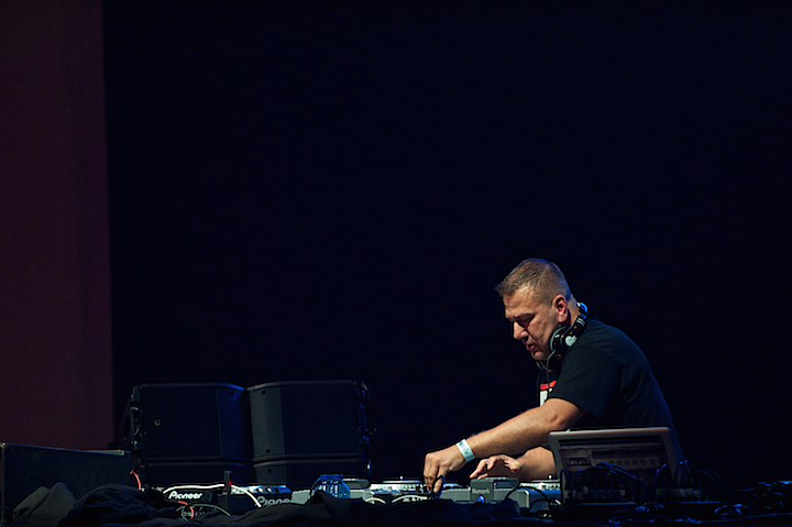 DJ Daddy K @ Urbanice, picture 4, photographed by James Van Roosbroeck - FrontView Magazine