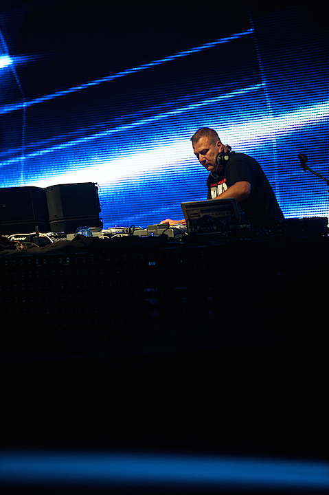 DJ Daddy K @ Urbanice, picture 5, photographed by James Van Roosbroeck - FrontView Magazine