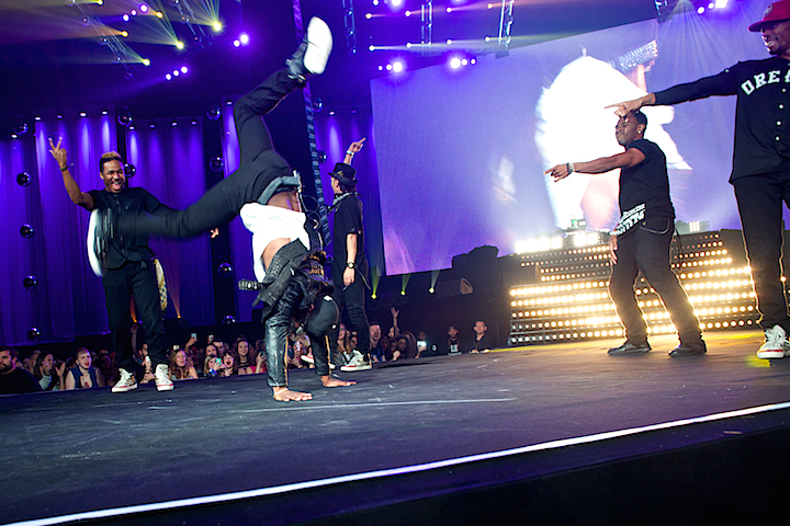 Jason Derulo @ Urbanice, picture 19, photographed by James Van Roosbroeck - FrontView Magazine