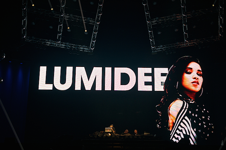 Lumidee @ Urbanice, picture 1, photographed by James Van Roosbroeck - FrontView Magazine