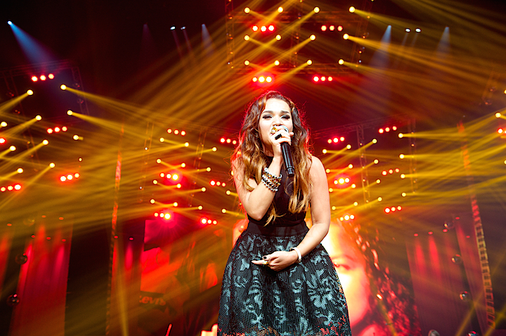Lumidee @ Urbanice, picture 35, photographed by James Van Roosbroeck - FrontView Magazine