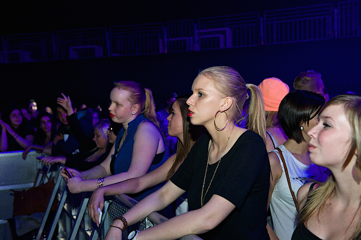 Sfeerbeelden @ Urbanice, picture 4, photographed by James Van Roosbroeck - FrontView Magazine