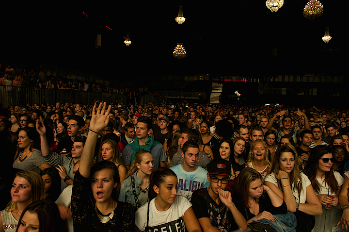 Sfeerbeelden @ Urbanice, picture 14, photographed by James Van Roosbroeck - FrontView Magazine