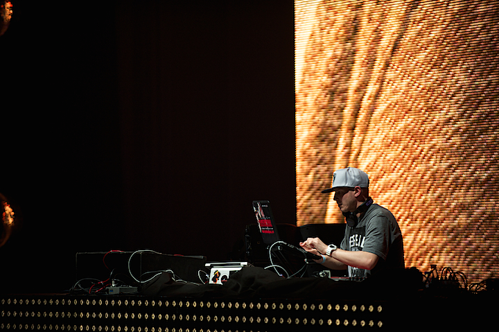Sfeerbeelden @ Urbanice, picture 17, photographed by James Van Roosbroeck - FrontView Magazine