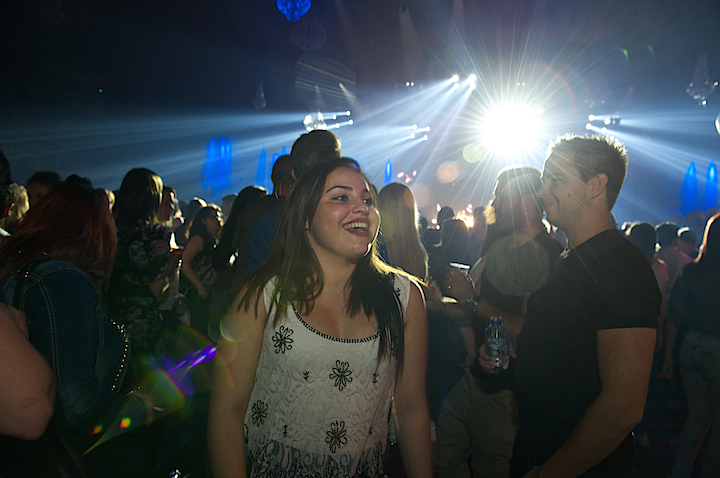Sfeerbeelden @ Urbanice, picture 22, photographed by James Van Roosbroeck - FrontView Magazine