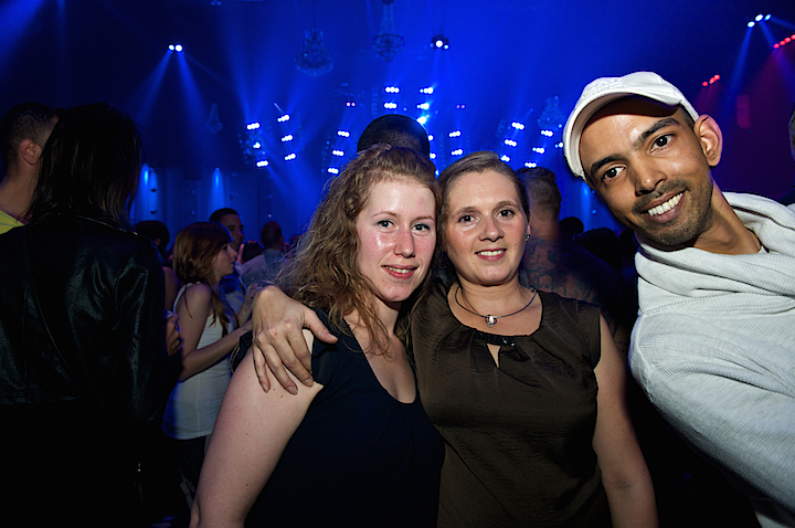 Sfeerbeelden @ Urbanice, picture 27, photographed by James Van Roosbroeck - FrontView Magazine