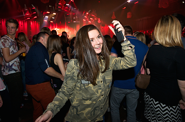 Sfeerbeelden @ Urbanice, picture 32, photographed by James Van Roosbroeck - FrontView Magazine