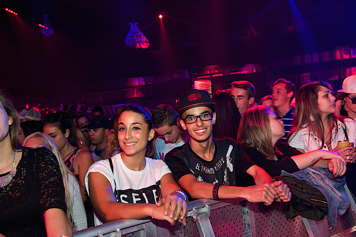 Sfeerbeelden @ Urbanice, picture 44, photographed by James Van Roosbroeck - FrontView Magazine