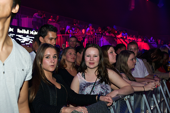 Sfeerbeelden @ Urbanice, picture 47, photographed by James Van Roosbroeck - FrontView Magazine