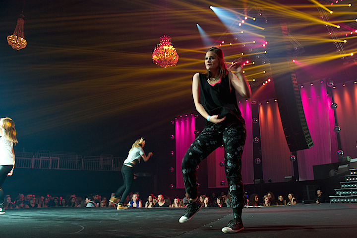 Sfeerbeelden @ Urbanice, picture 57, photographed by James Van Roosbroeck - FrontView Magazine