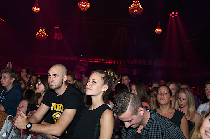 Sfeerbeelden @ Urbanice, picture 64, photographed by James Van Roosbroeck - FrontView Magazine