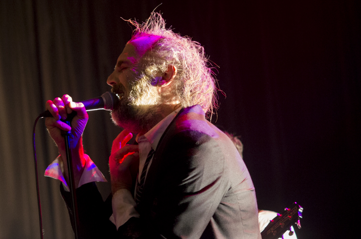 Falling Man @ De Casino, picture 2, photographed by Bert Schevernels - FrontView Magazine
