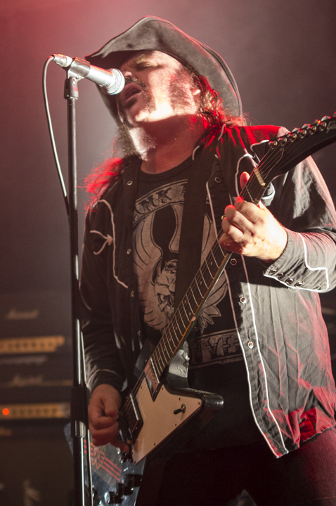 Nashville Pussy @ De Casino, picture 5, photographed by Bert Schevernels - FrontView Magazine