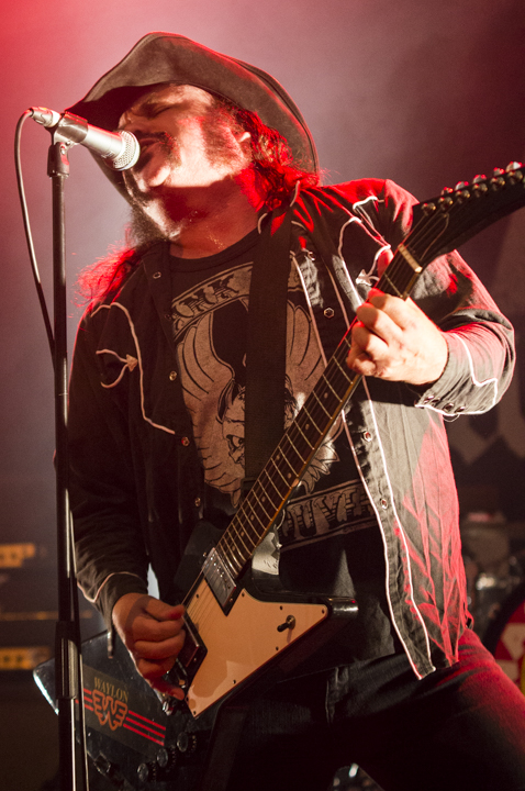 Nashville Pussy @ De Casino, picture 6, photographed by Bert Schevernels - FrontView Magazine