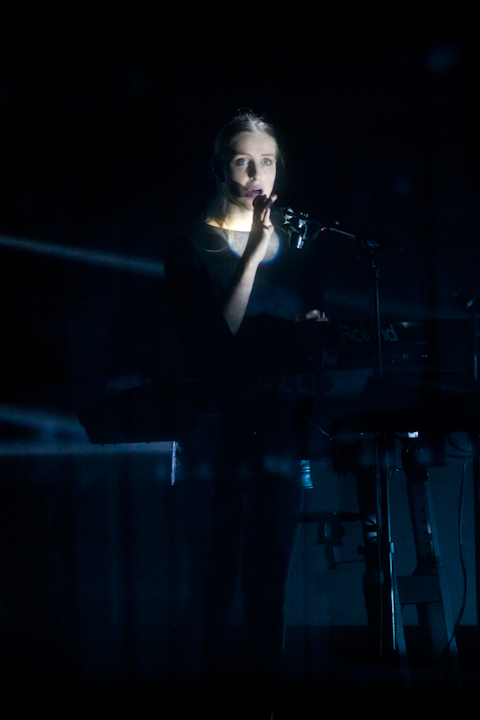 Ozark Henry @ de Warande, picture 7, photographed by Carine Wouters - FrontView Magazine