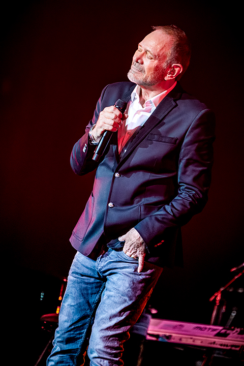 Rob de Nijs @ Lotto Arena, foto 14, foto's door Elke Briers - FrontView Magazine