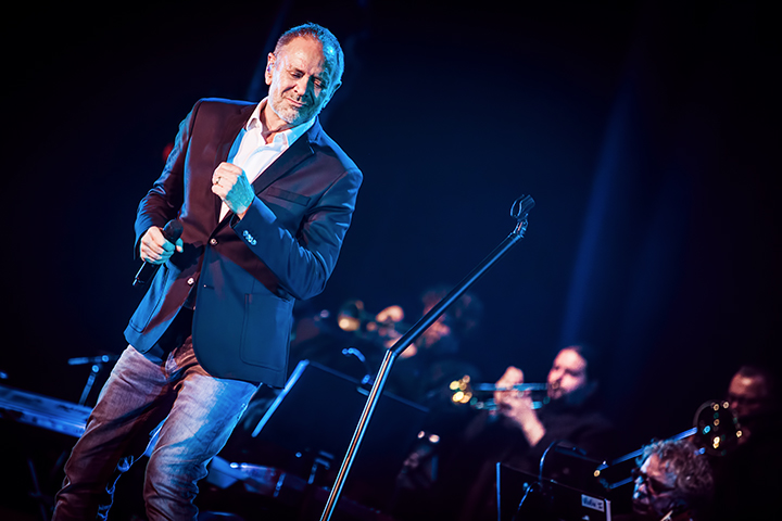 Rob de Nijs @ Lotto Arena, foto 15, foto's door Elke Briers - FrontView Magazine