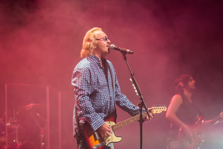 Umberto Tozzi @ Kursaal Oostende, picture 6, photographed by Guy Danneels - FrontView Magazine