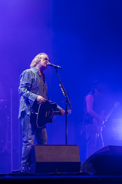 Umberto Tozzi @ Kursaal Oostende, picture 47, photographed by Guy Danneels - FrontView Magazine
