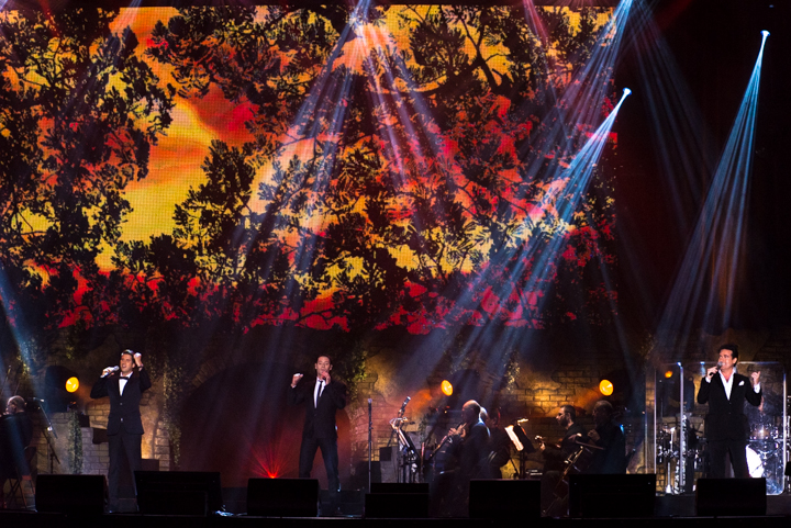 Il Divo - A Musical Affair @ Paleis 12 Brussel, picture 23, photographed by Johan Van Buggenhout - FrontView Magazine