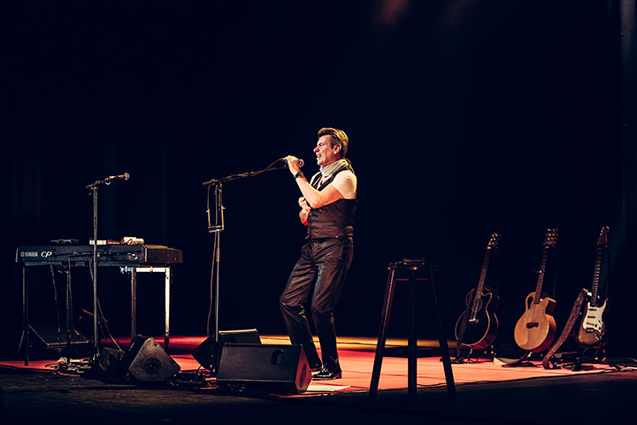 Paul Michiels @ Stadsschouwburg Antwerpen, picture 6, photographed by Elke Briers - FrontView Magazine