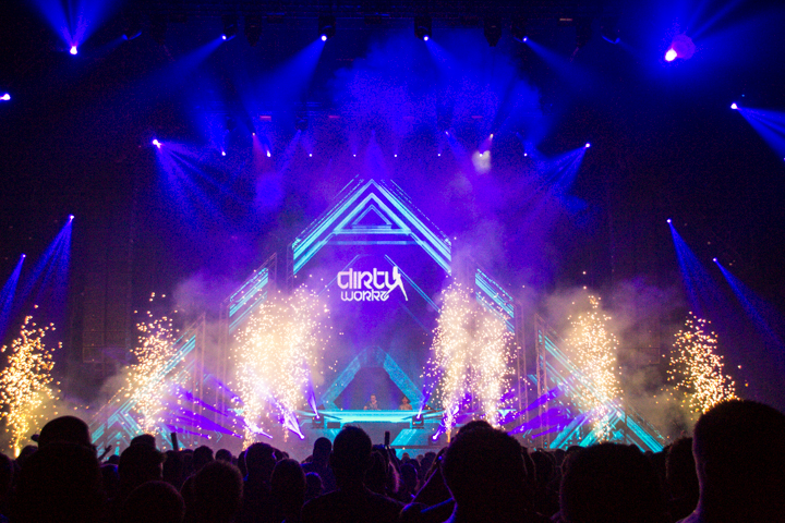 Hard Dance Event Live @ Heineken Music Hall, picture 15, photographed by Tom Van Tongerloo - FrontView Magazine