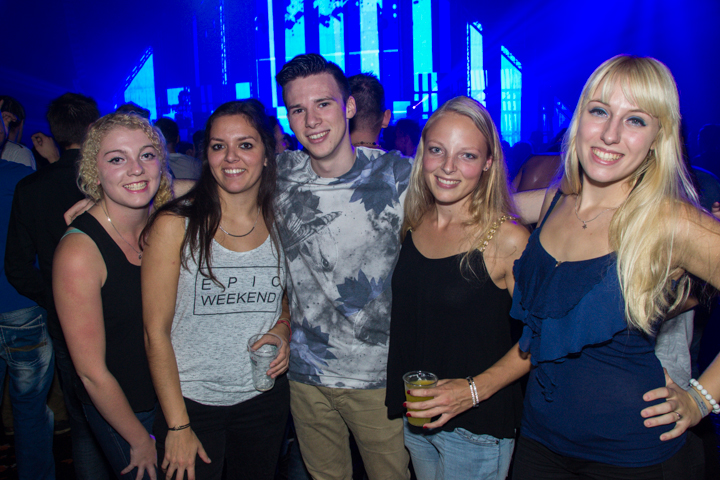Hard Dance Event Live @ Heineken Music Hall, picture 28, photographed by Tom Van Tongerloo - FrontView Magazine