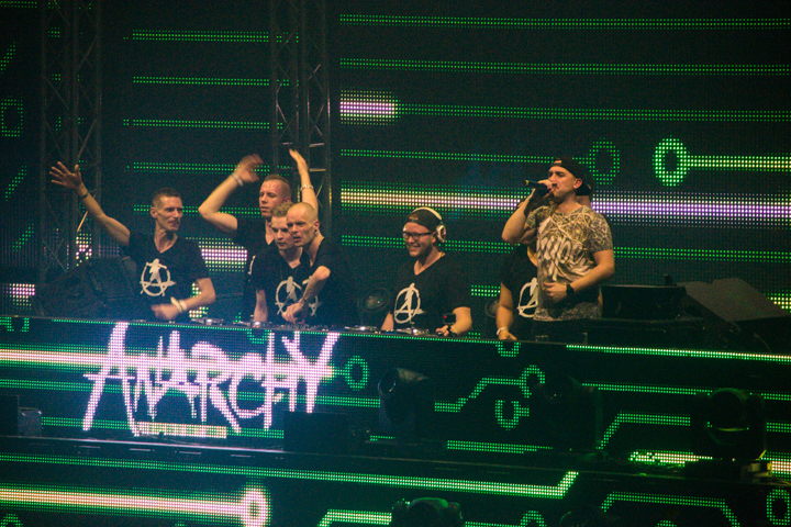 Hard Dance Event Live @ Heineken Music Hall, picture 57, photographed by Tom Van Tongerloo - FrontView Magazine