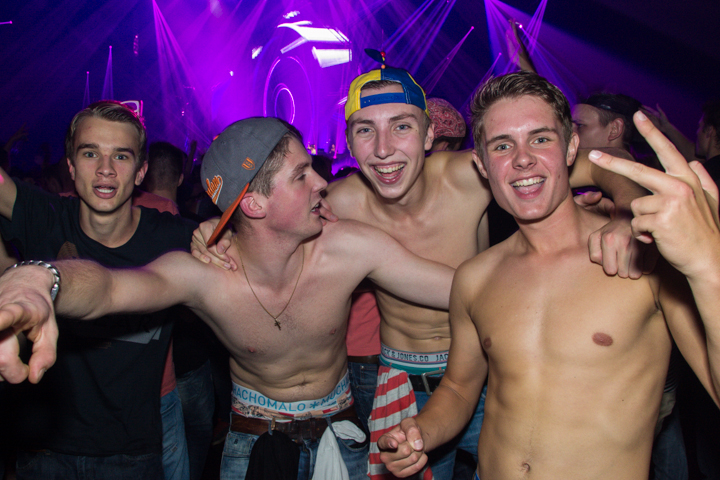 Hard Dance Event Live @ Heineken Music Hall, picture 79, photographed by Tom Van Tongerloo - FrontView Magazine