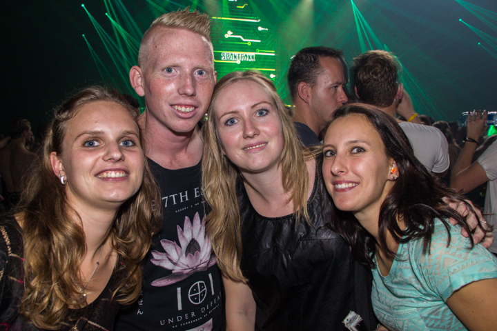 Hard Dance Event Live @ Heineken Music Hall, picture 92, photographed by Tom Van Tongerloo - FrontView Magazine