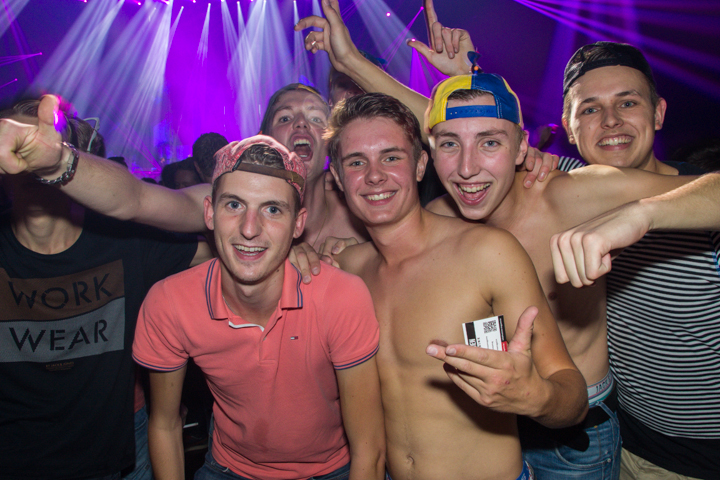Hard Dance Event Live @ Heineken Music Hall, picture 102, photographed by Tom Van Tongerloo - FrontView Magazine