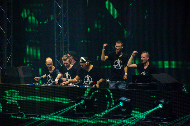 Hard Dance Event Live @ Heineken Music Hall, picture 163, photographed by Tom Van Tongerloo - FrontView Magazine