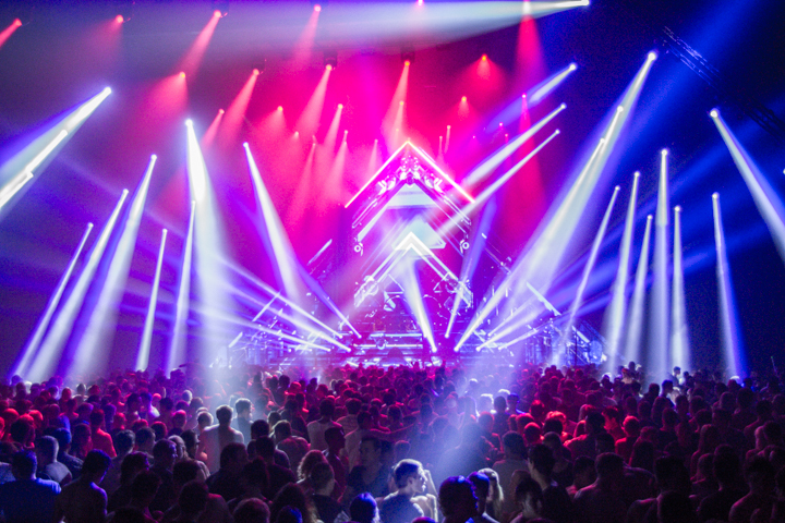 Hard Dance Event Live @ Heineken Music Hall, picture 182, photographed by Tom Van Tongerloo - FrontView Magazine
