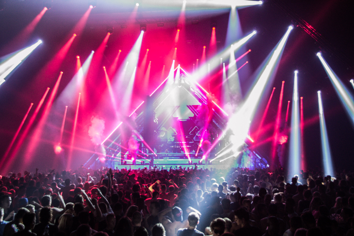 Hard Dance Event Live @ Heineken Music Hall, picture 192, photographed by Tom Van Tongerloo - FrontView Magazine