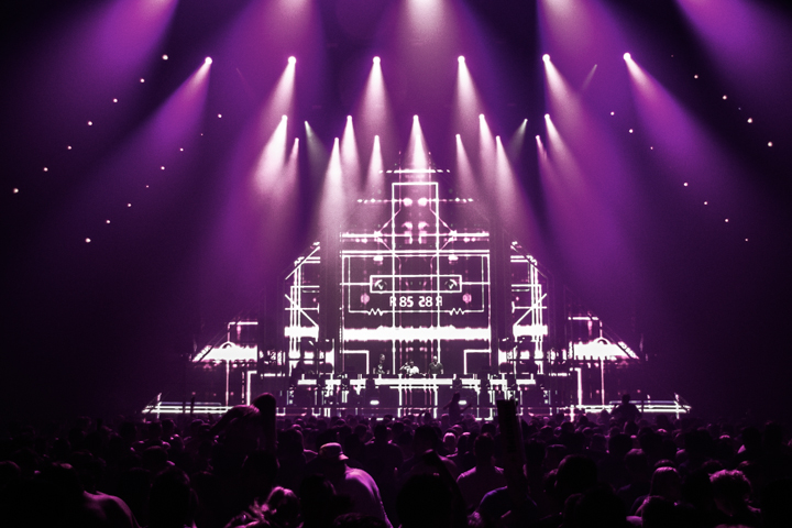 Hard Dance Event Live @ Heineken Music Hall, picture 251, photographed by Tom Van Tongerloo - FrontView Magazine