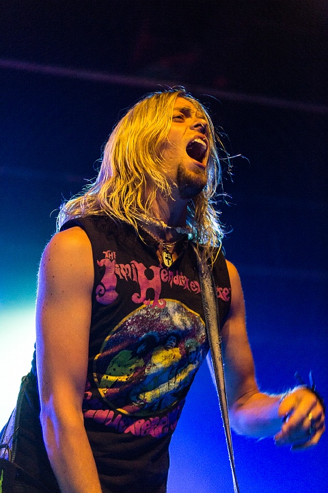 Black Stone Cherry @ Trix, picture 18, photographed by Edwin Houdevelt - FrontView Magazine