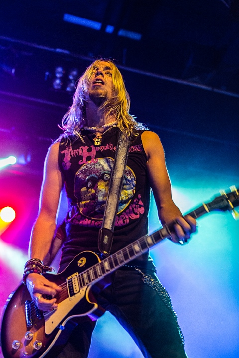 Black Stone Cherry @ Trix, picture 19, photographed by Edwin Houdevelt - FrontView Magazine